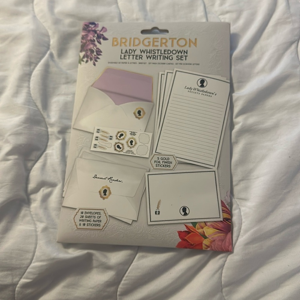 Bridgerton Lady Whistledown Letter Writing Set